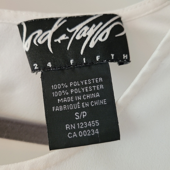 Lord and Taylor white sleeveless  blouse - Picture 2 of 2